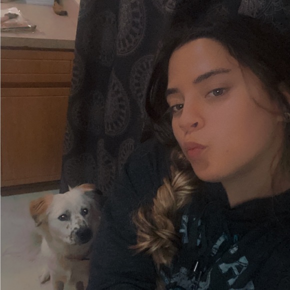 Meet your Posher, Destiny - Picture 3 of 5